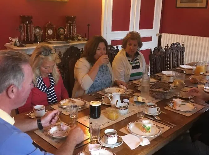 Chateau De Beaulieu 3*