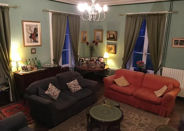 Bed & Breakfast Chateau De Beaulieu 3*